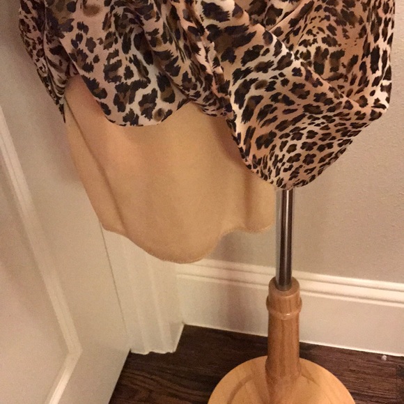 Coin sheer Dress, leopard print, size Medium - Picture 5 of 6